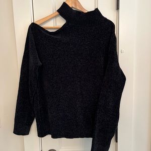 Luxury Black Cold Shoulder Sweater SZ M/L